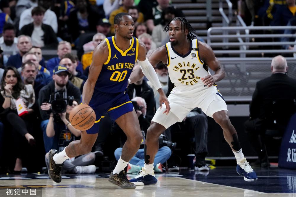 伦纳德和乌 伦纳德和乌